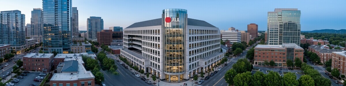 JLL
